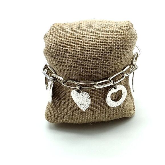 Claire's Hammered Hearts and Circles Silver-tone Link Bracelet 8" - Picture 2 of 9